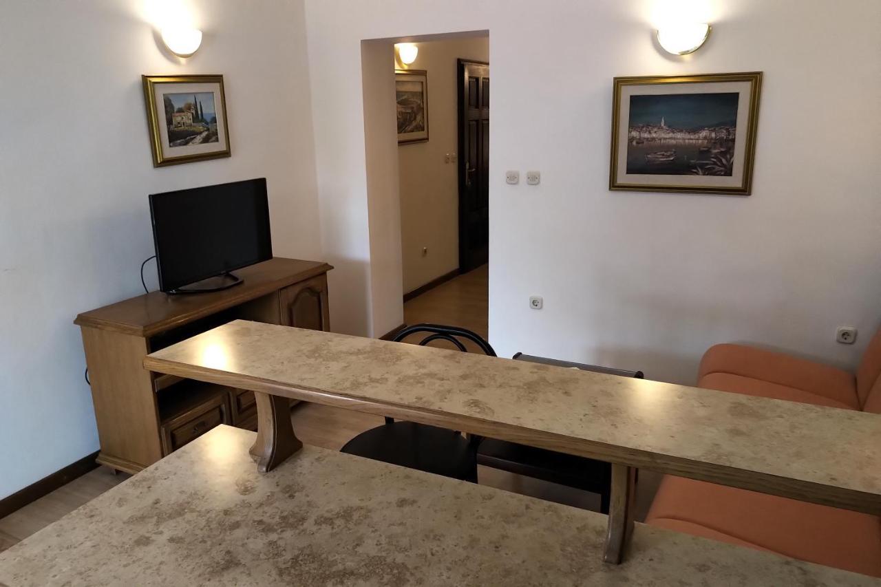 Sun Residence Брела Экстерьер фото