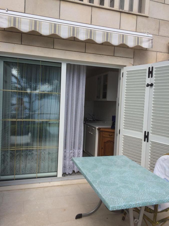 Sun Residence Брела Экстерьер фото